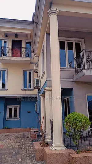 5bdrm Duplex in Ikwerre for sale
