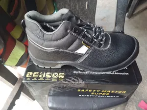 Photo - Safety Master Boot