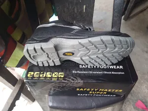Safety Master Boot