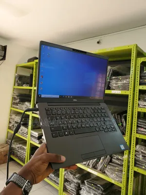 Laptop Dell Latitude 7400 8GB Intel Core i5 SSD 256GB