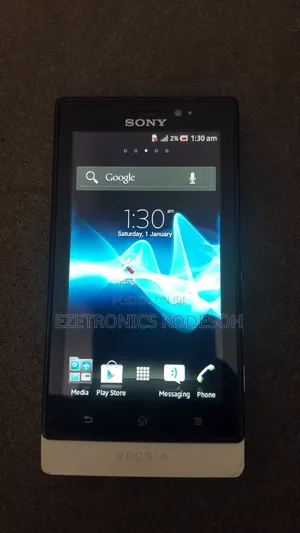 Photo - Sony Xperia sola 8 GB White