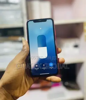Apple iPhone 11 64 GB Red