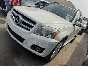 Mercedes-Benz GLK-Class 2009 White