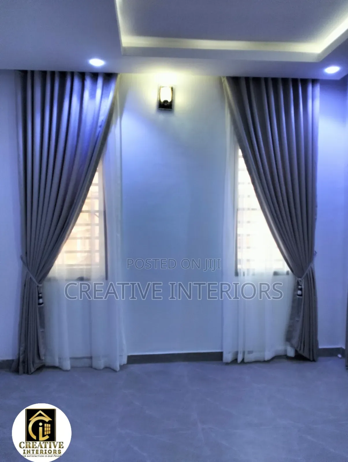 Elegant Curtains Material and It's Accessories