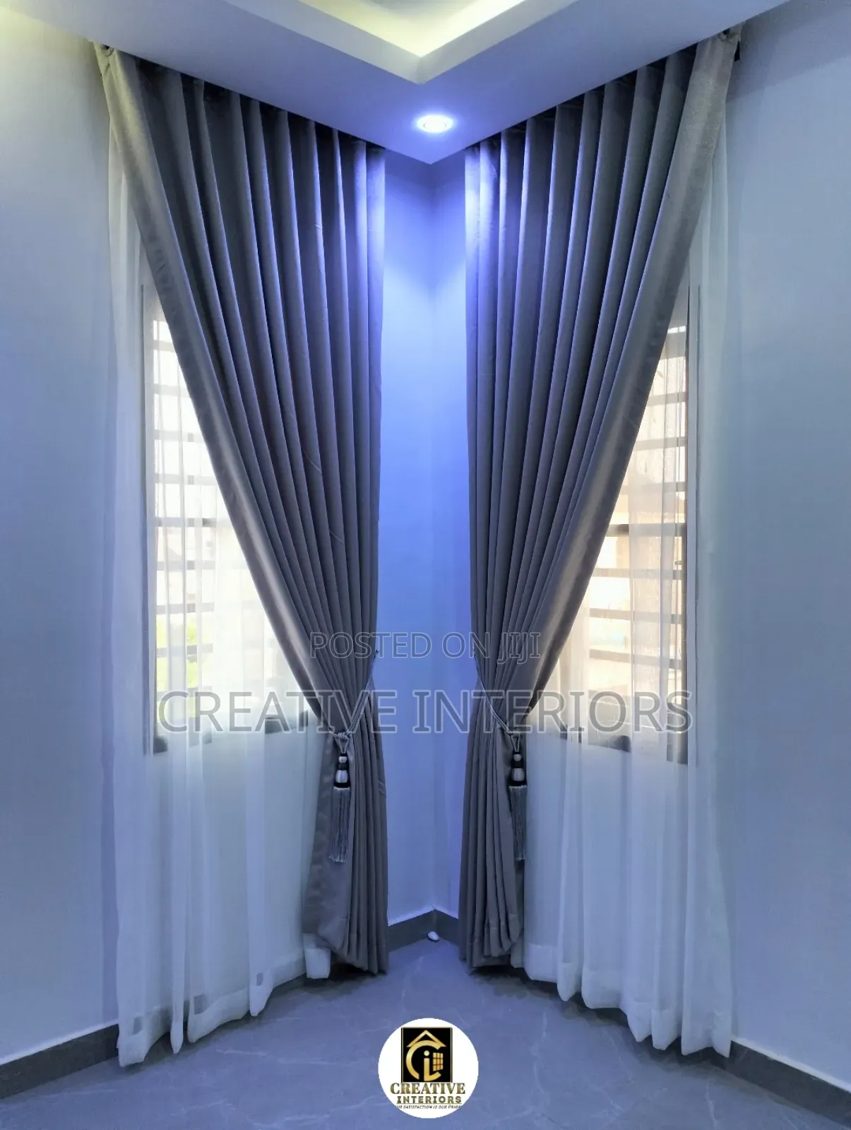 Elegant Curtains Material and It's Accessories