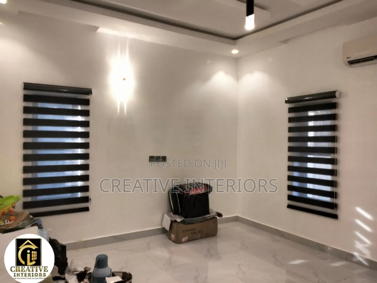 Slim Fitted Day and Night Window Blinds