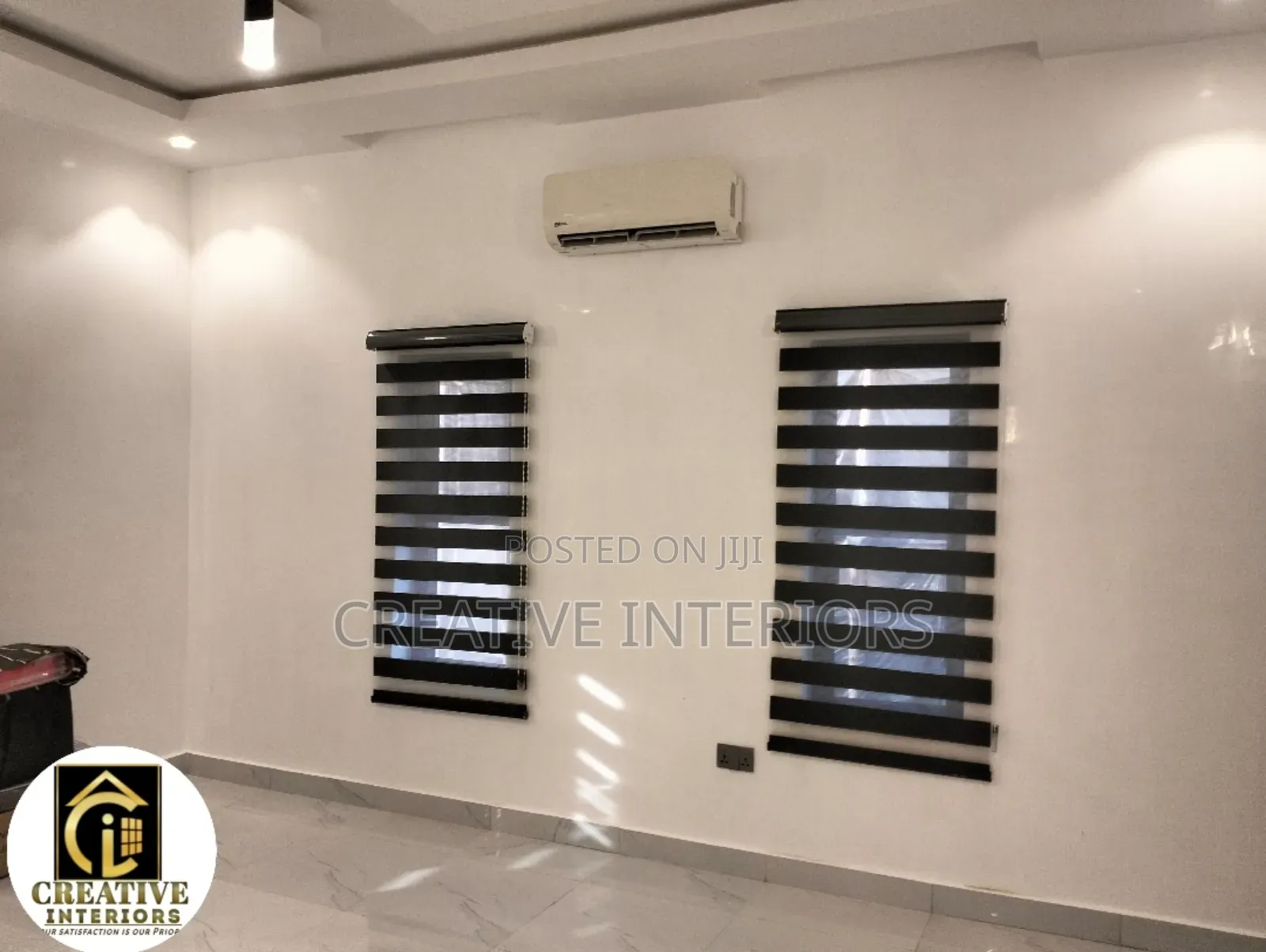Slim Fitted Day and Night Window Blinds