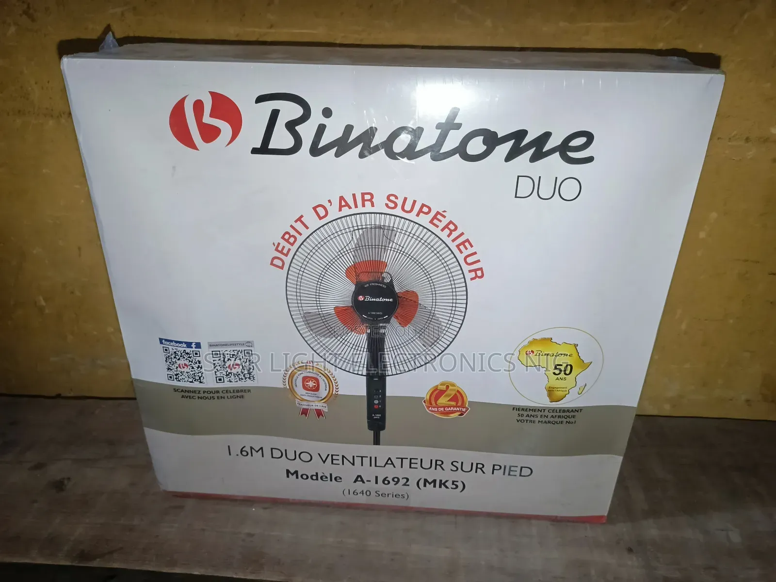 6 Blades Standing Fan