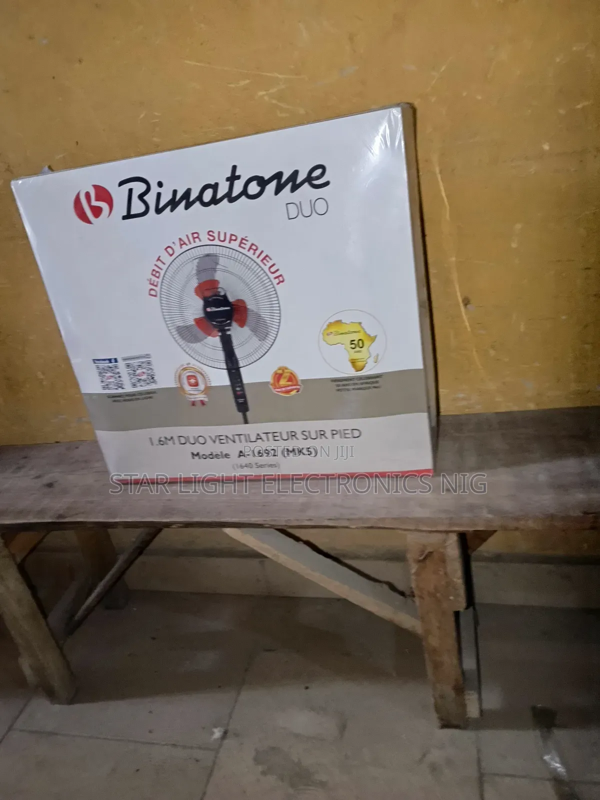 6 Blades Standing Fan