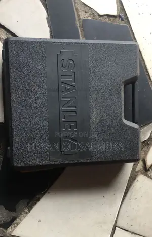 Stanley 1/2" and 1/4" Socket Box Set