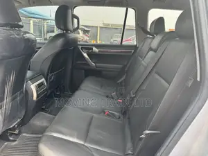 Lexus GX 460 Luxury 2016 Silver