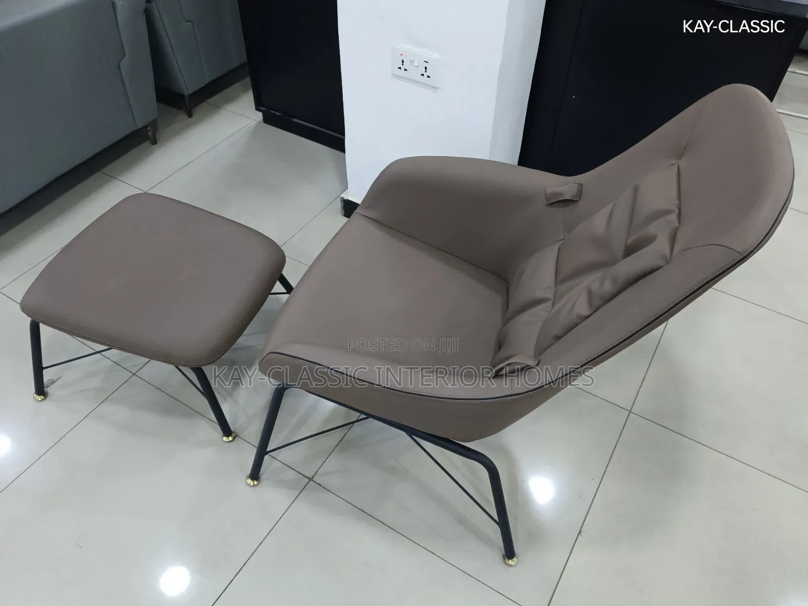 Realising Chair With Stool