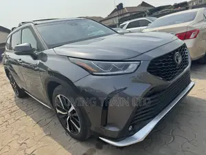 Toyota Highlander XSE 2021 Gray