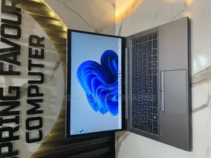 Laptop HP ZBook Firefly G8 32GB Intel Core i5 SSD 512GB