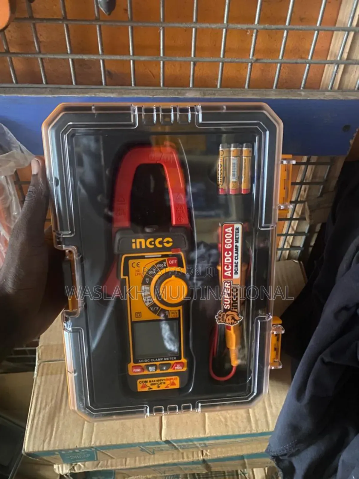 600A AC/DC Clamp Meter