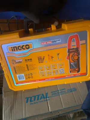 600A AC/DC Clamp Meter