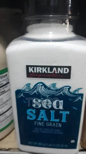 Kirkland Signature Pure Sea Salt - Fine Grain - 850g