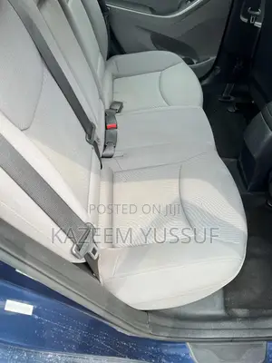 Hyundai Elantra SE 4dr Sedan (1.8L 4cyl 6M) 2015 Blue