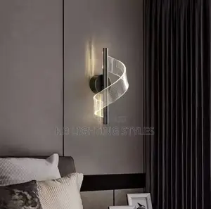 Black Minimalist LED Wall Lamp