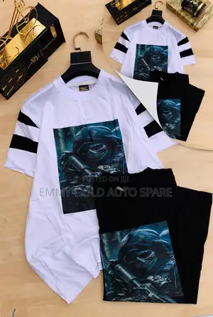 Picture Round Neck Good Quality