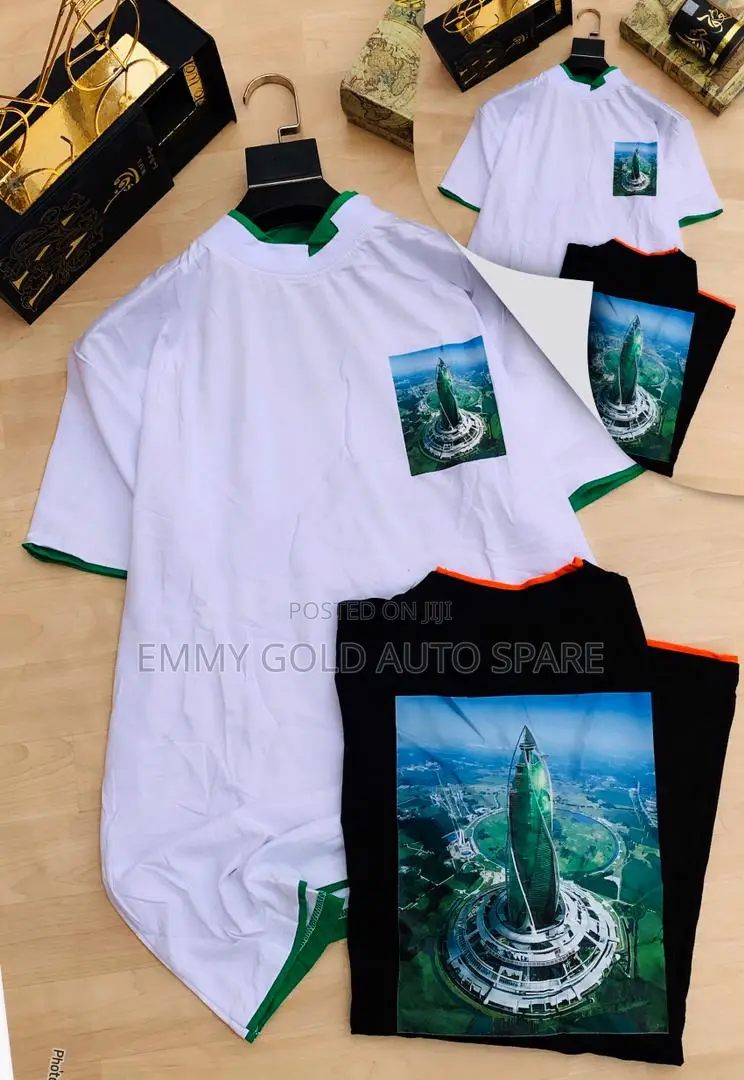 Picture Round Neck Good Quality