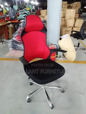 Quality Fabric Swivel Office Chair