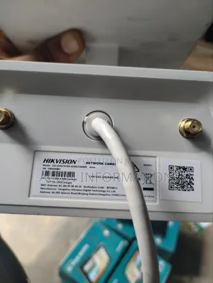 Hikvision 4MP Solar Camera DS-2XST41G0-ID-4G/C04SO5