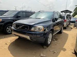 Volvo XC90 SUV 4dr V8 FWD (4.4L 8cyl 6A) 2009 Black
