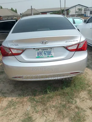 Hyundai Sonata 2011 Silver