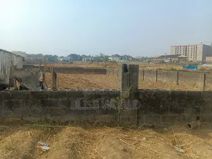 Distress Sale, 4000sqm Residential in Dakibiyu