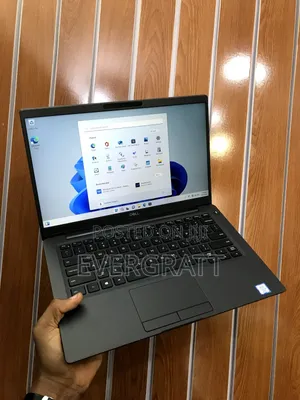 Laptop Dell Latitude 7400 12GB Intel Core i5 SSD 256GB