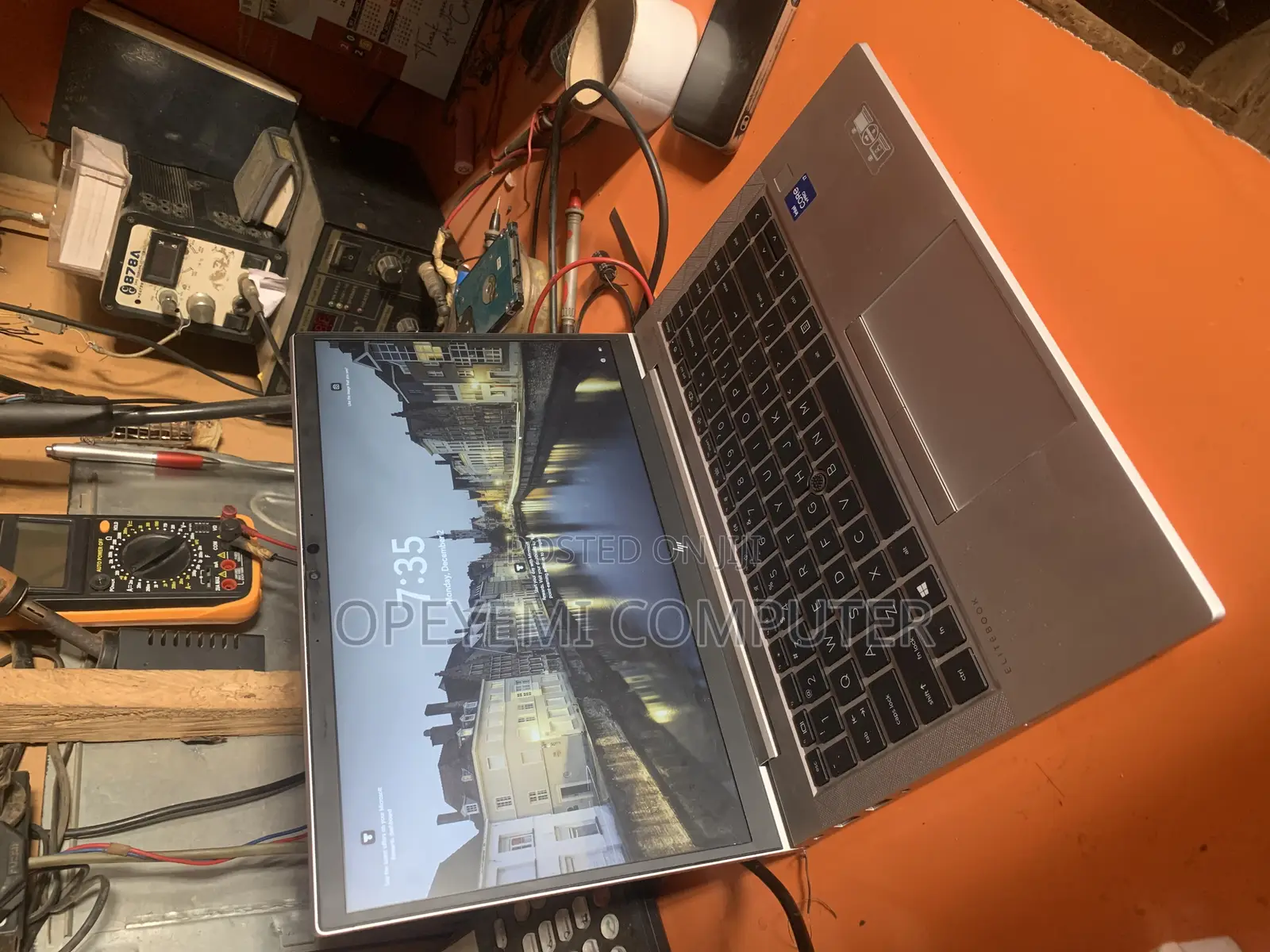 Opeyemi Computers