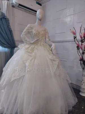 Luxury Wedding Dress for Rent