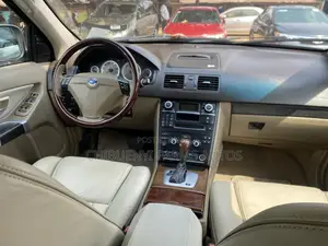 Volvo XC90 2013 Blue