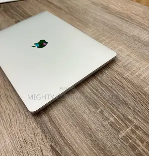 Laptop Apple MacBook Pro 16GB Intel Core I7 SSD 256GB