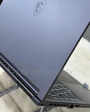 Laptop MSI 96GB Intel Core Ultra 9 SSD 4T