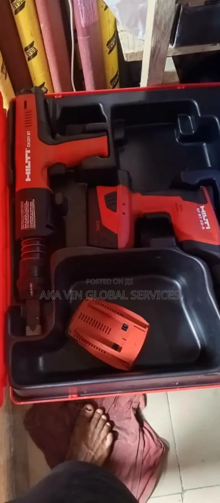 Dx 351-Bt Powder-Actuated Tool.