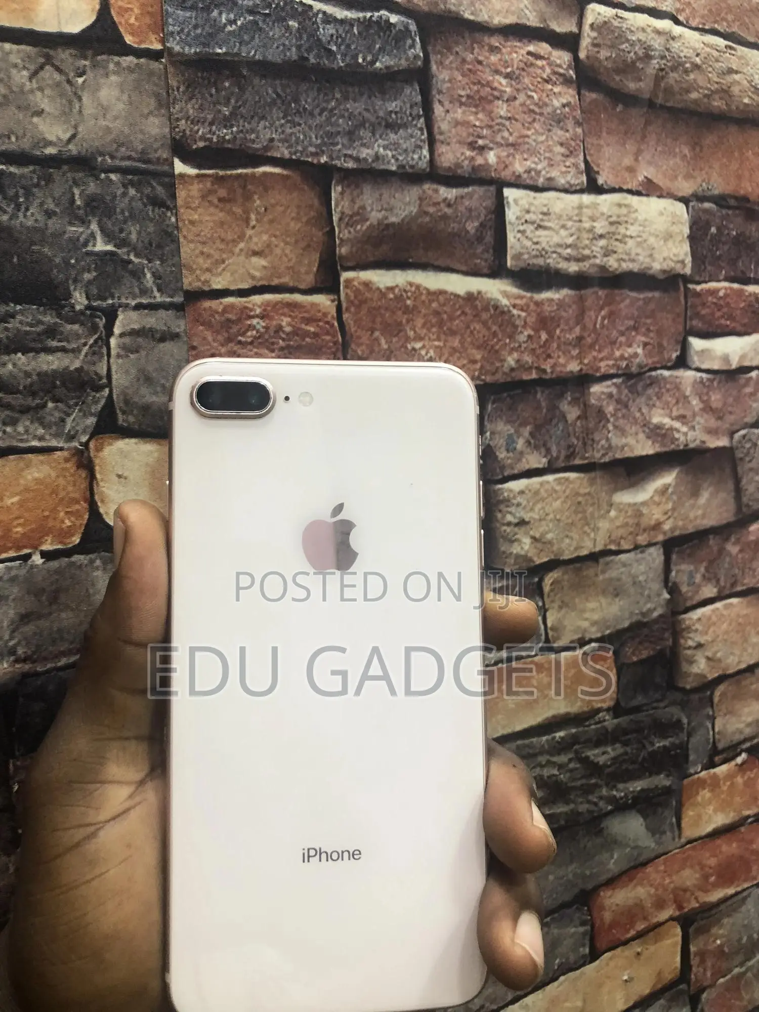 Apple iPhone 8 Plus 64 GB Gold