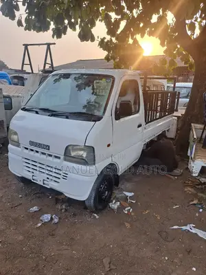 Suzuki APV Minibus 2009