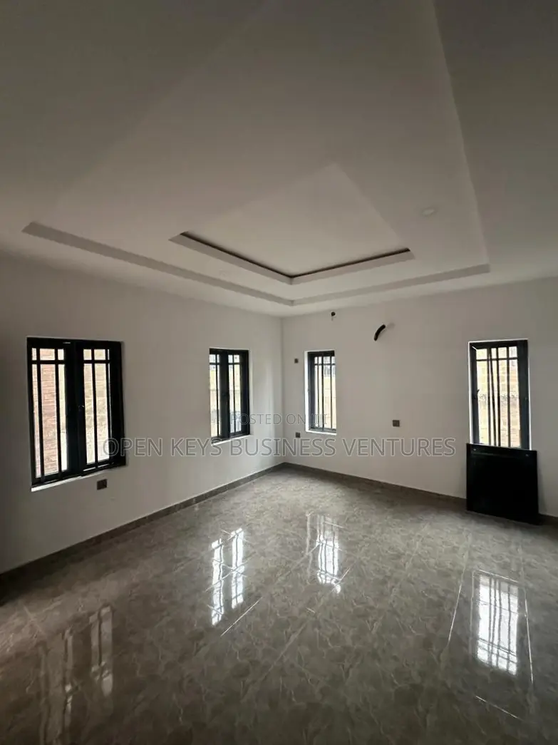 Furnished 4bdrm Duplex in Oluyole for sale