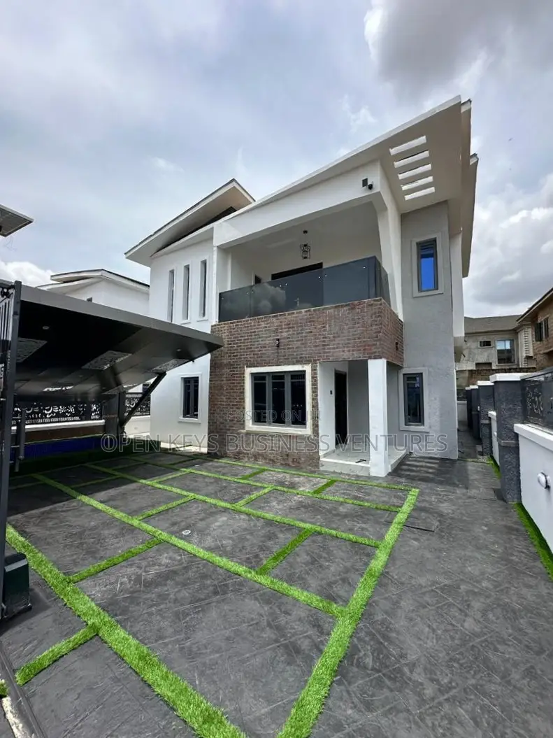 Furnished 4bdrm Duplex in Oluyole for sale