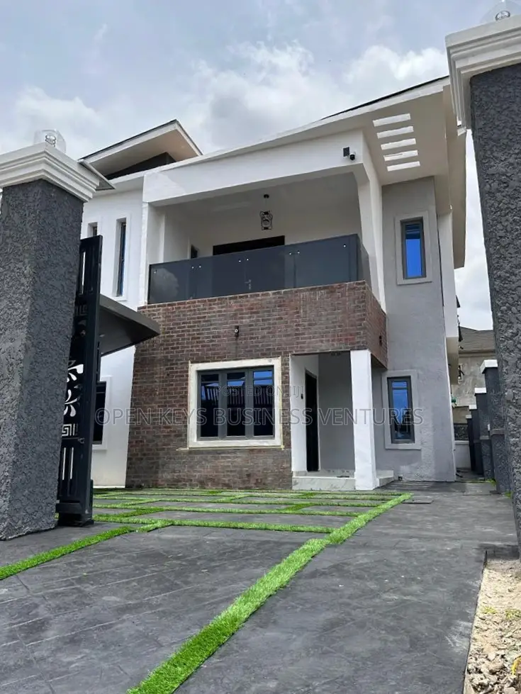 Furnished 4bdrm Duplex in Oluyole for sale