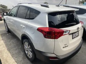 Toyota RAV4 2013 White
