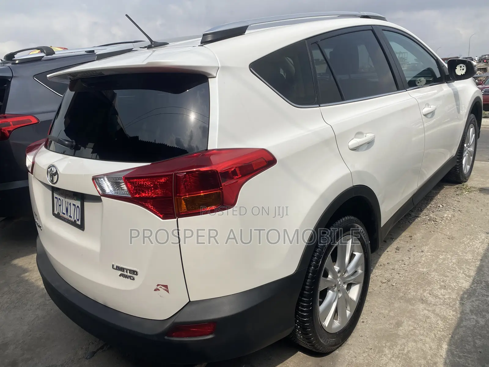Toyota RAV4 2013 White