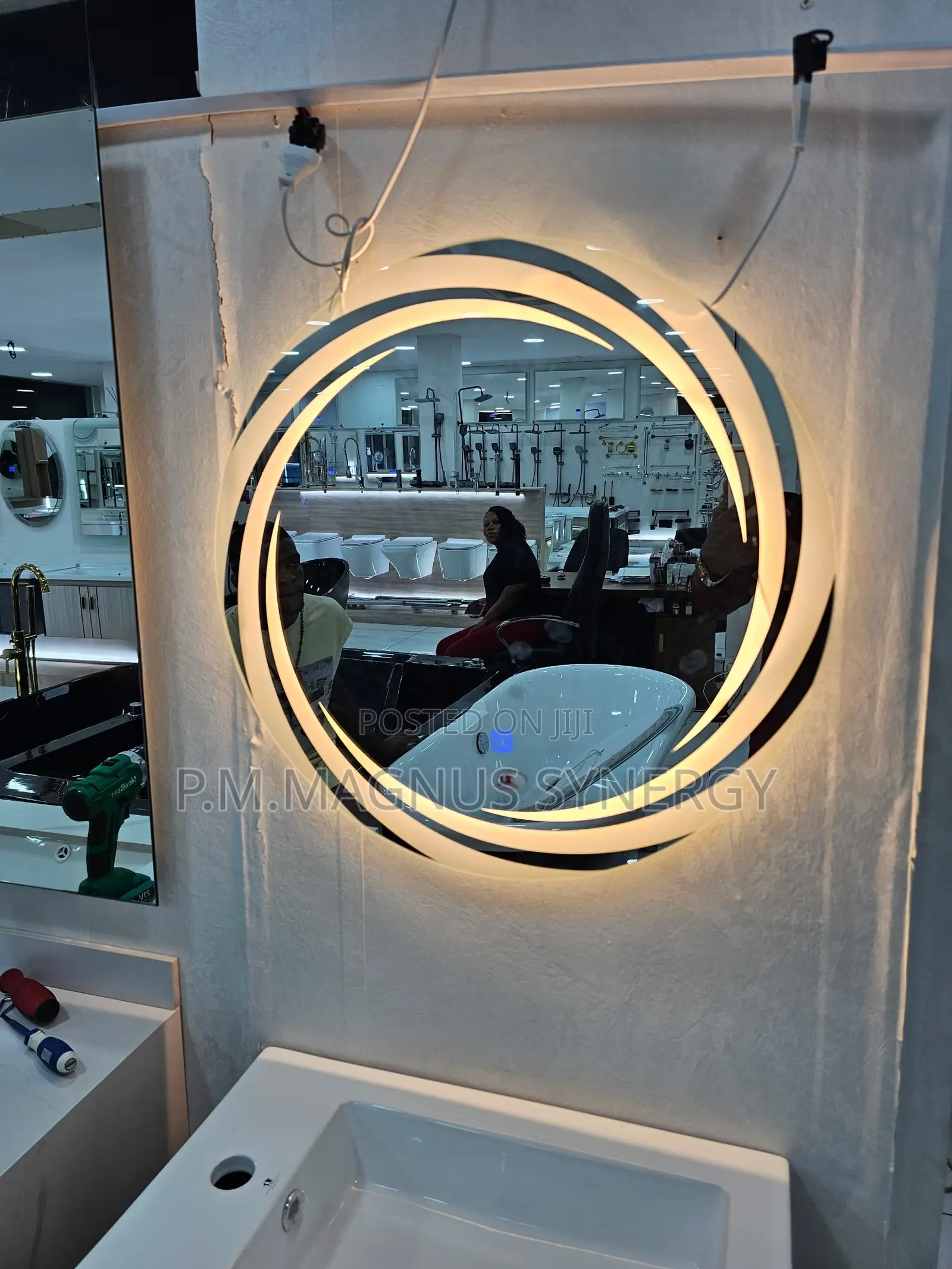 England Standard Round Mirror.