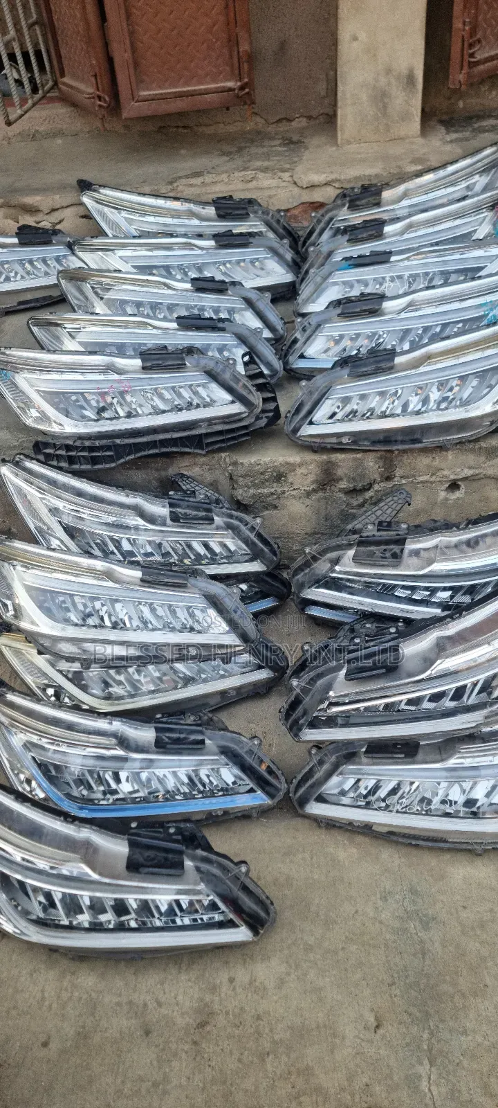 Headlight/Headlamp