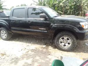 Toyota Tacoma Double Cab V6 Automatic 2011 Black