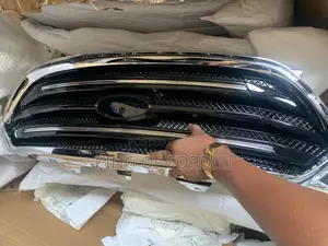 Front Grill Ford Taurus 2014