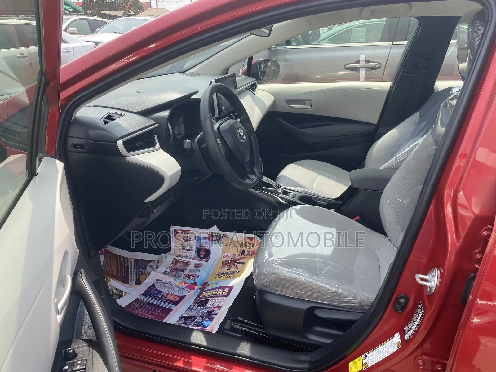 Toyota Corolla LE 2021 Red