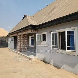 2bdrm Bungalow in Moniya for sale